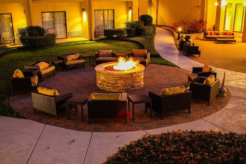 Country Inn & Suites By Radisson, Dallas-Love Field Esterno foto